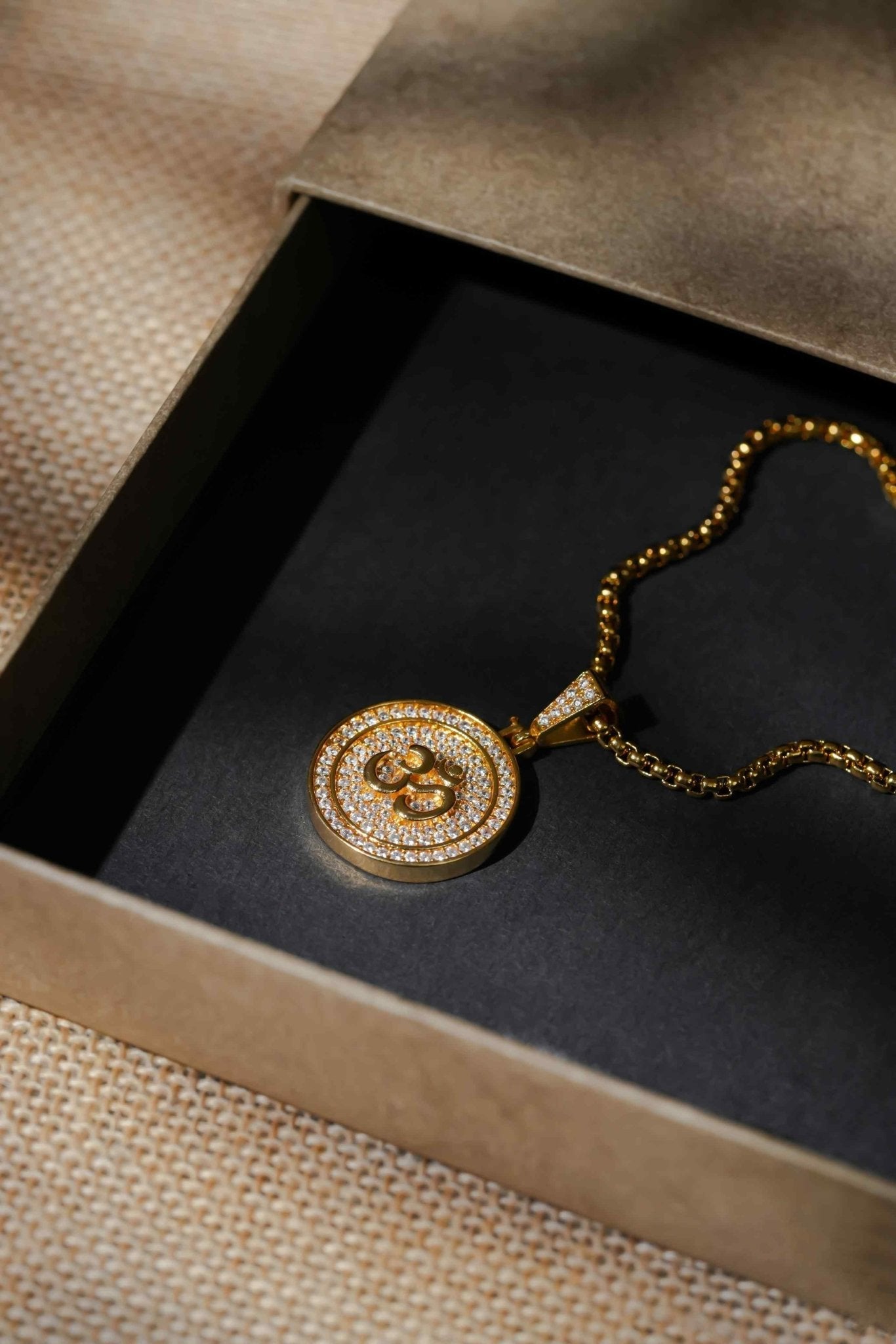 Om Aura Pendant — Embrace Serenity and Style - The Zip Cart