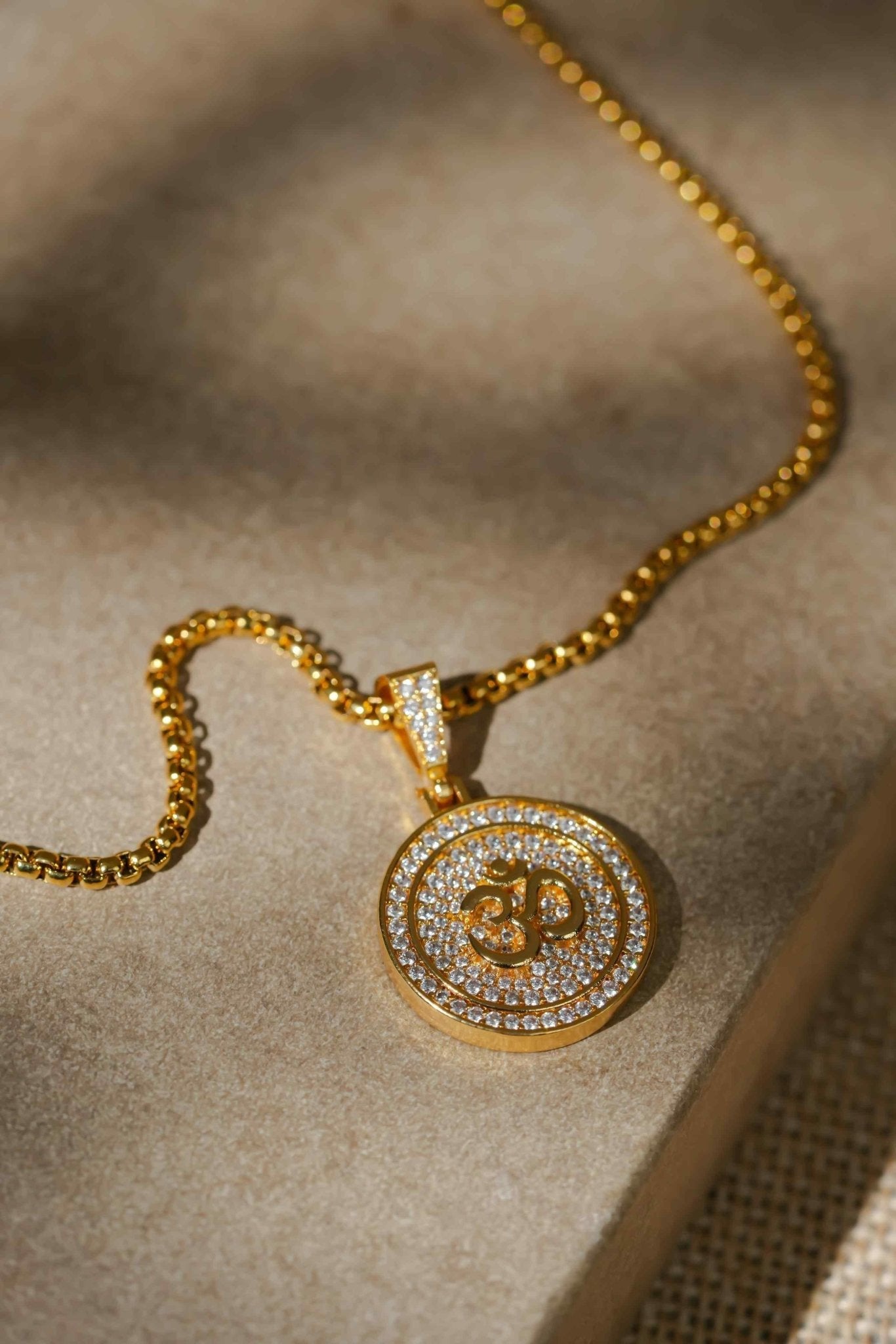 Om Aura Pendant — Embrace Serenity and Style - The Zip Cart